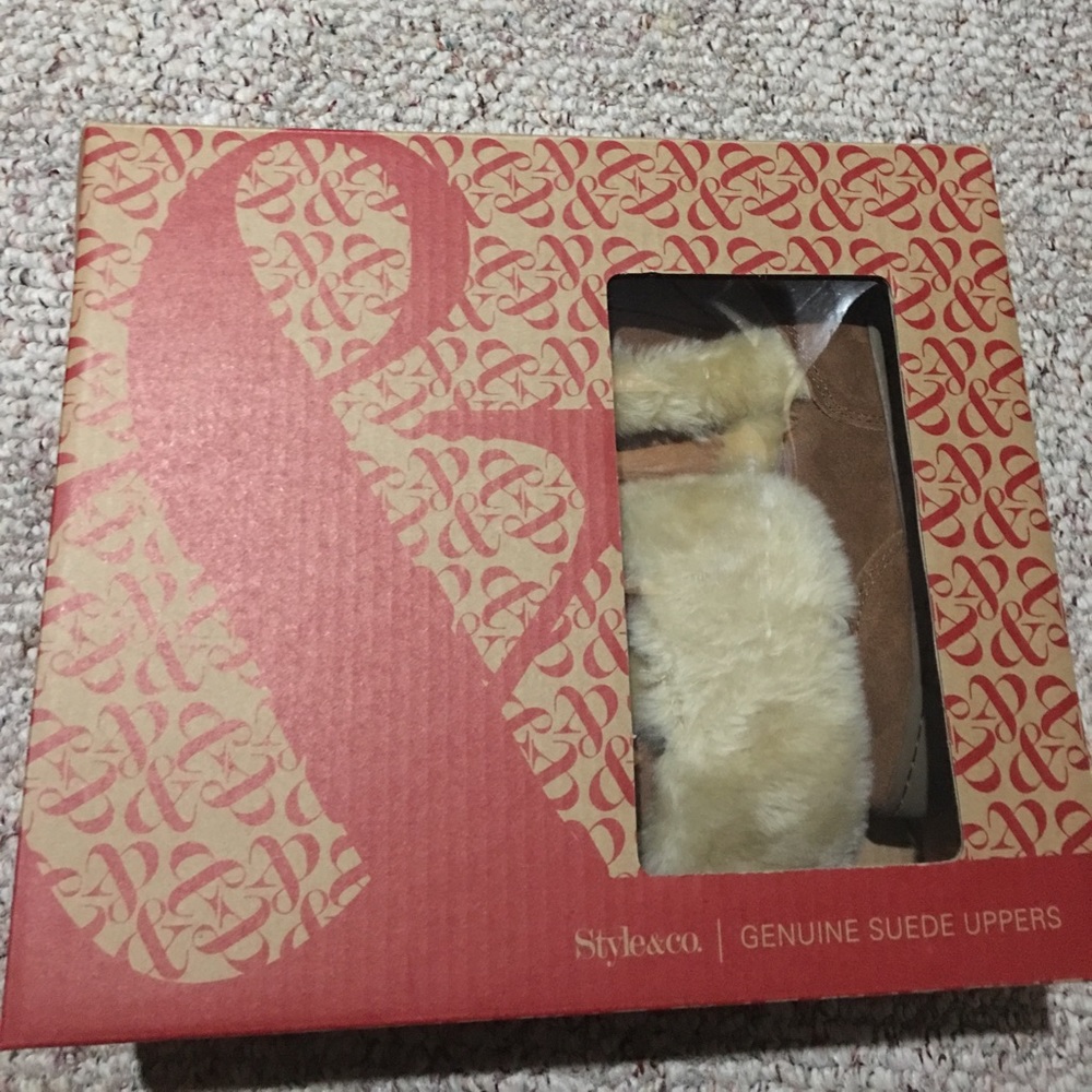 Style and Company Genuine Suede Uppers Boots